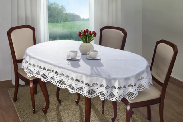 Jak dobrać idealny obrus do stołu – praktyczne porady i błędy, których unikać Jak dobrać idealny obrus do stołu – praktyczne porady i błędy, których unikać